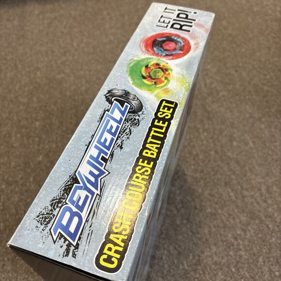 2012 Beyblade Beywheelz Crash Course Battle Set 2 Beywheelz Battlers Hasbro NEW - Picture 4 of 8